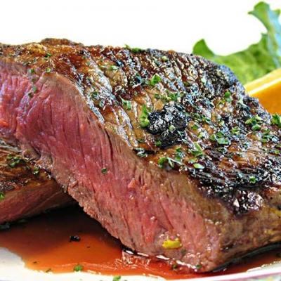 Cừu ướp gia vị áp chảo