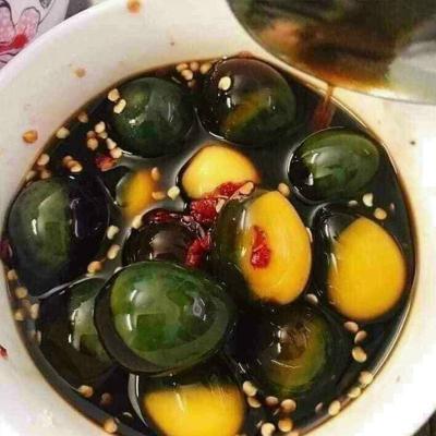 TRỨNG CÚT BẮC THẢO BÓC VỎ