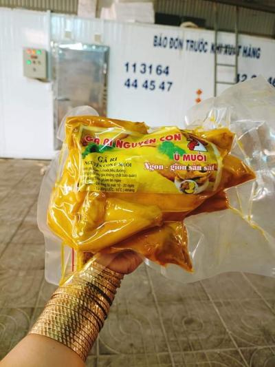 Xưởng sản xuất gà ủ muối